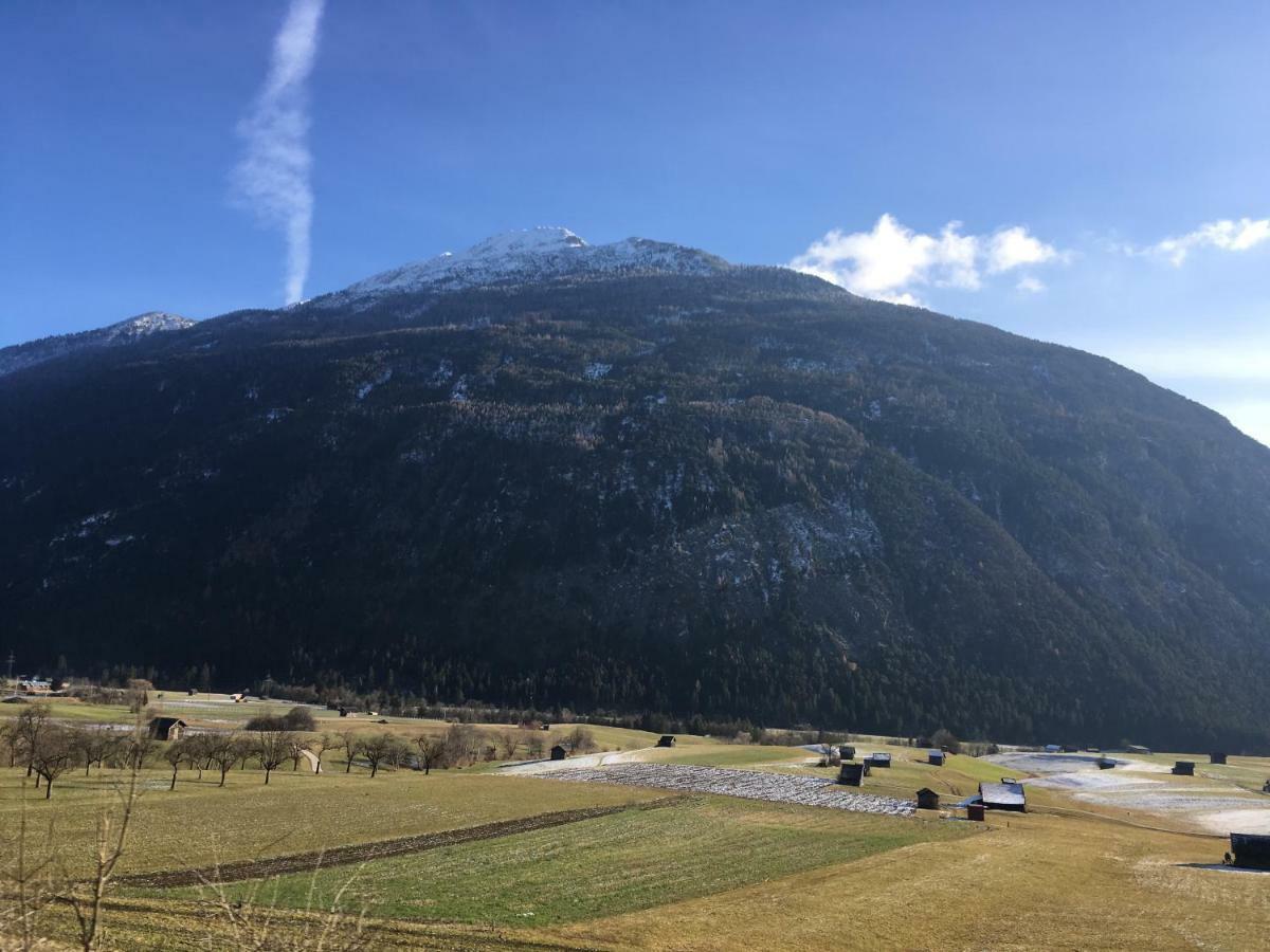 Haus Tschirgantblick Apartman Tarrenz Kültér fotó